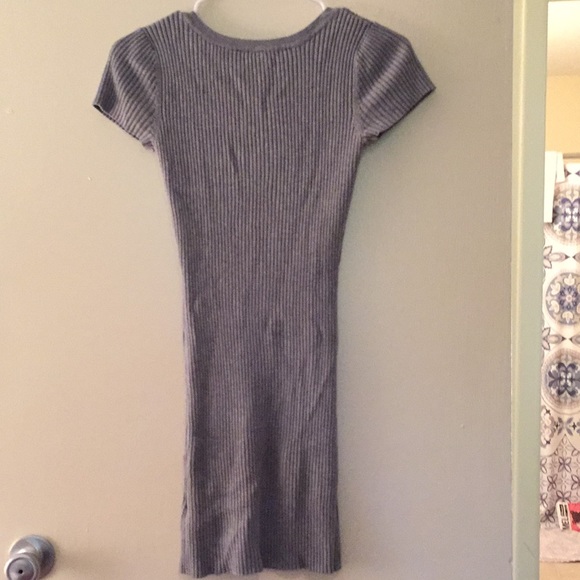 Divided Dress - Picture 3 of 3